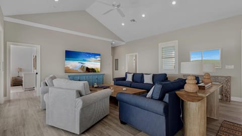 Oceanfront Oasis by Last Key Realty House in Stock Island