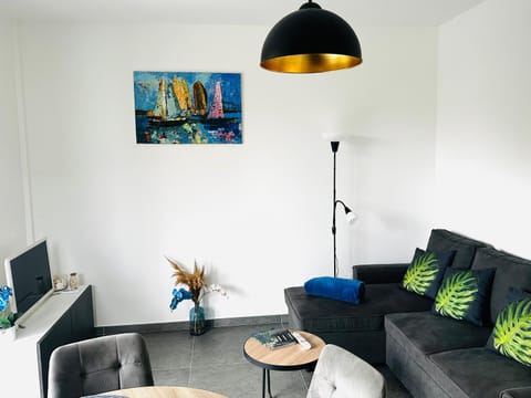 Blue Orchid Apartment, IUN S8460 Apartment in Quartu Sant'Elena