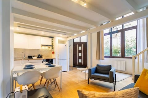 Duplex Spacieux au calme Apartment in Strasbourg