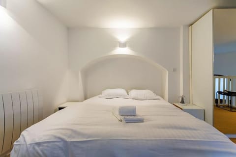 Duplex Spacieux au calme Apartment in Strasbourg