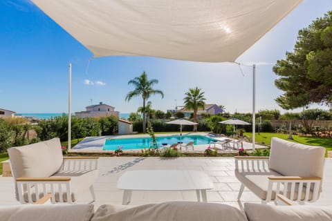 Balcony/Terrace, Pool view