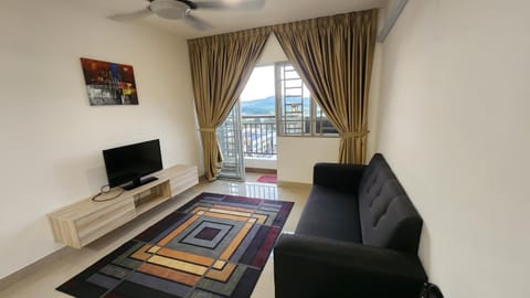 Communal lounge/ TV room, Living room, Seating area, Evening entertainment