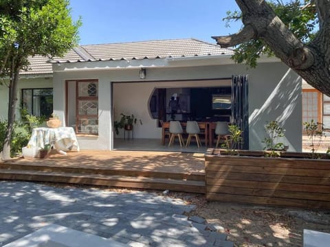 Property building, Patio