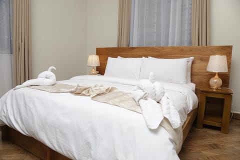 Bedroom, towels
