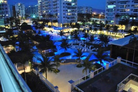 Night, Spa and wellness centre/facilities, Pool view