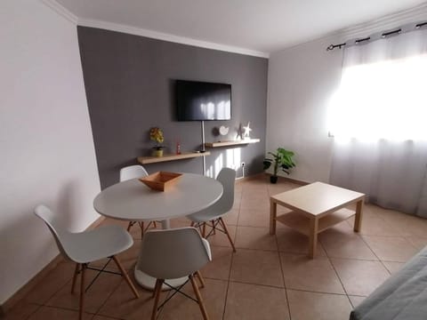 TV and multimedia, Dining area