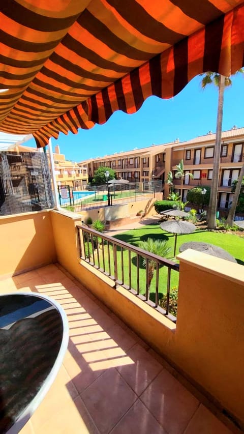 View (from property/room), Balcony/Terrace