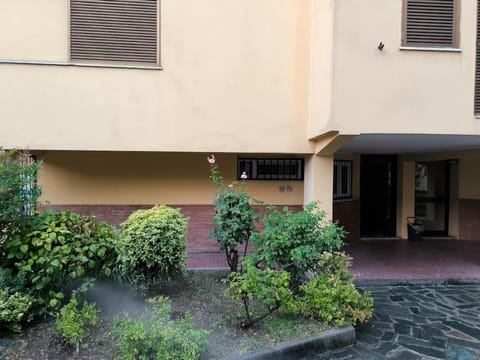 chez elisa zona sobborghi Monza Brianza , italia Apartment in Monza