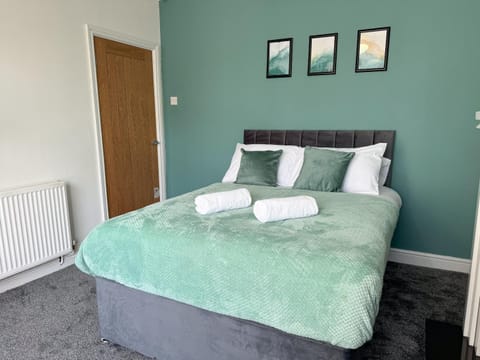 Stoneleigh Retreat 4BR Entire Home House in Middlesbrough