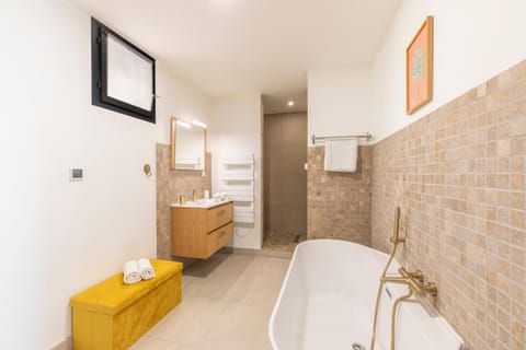 La Tour du Blé - gîtes et chambres d'hôtes House in Bourgogne-Franche-Comté