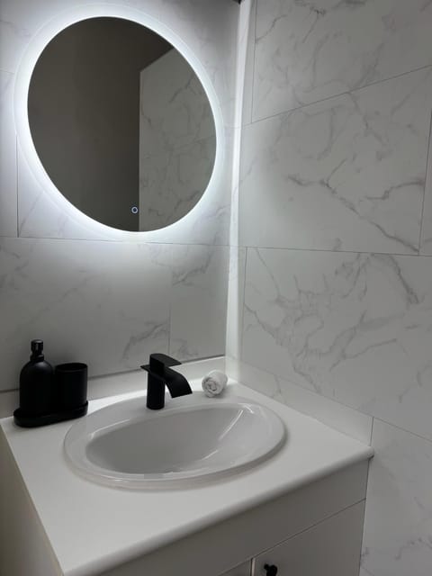 Grand T2 - Rue de la République Apartment in Orléans