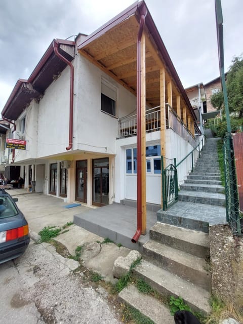 Property building, Day, Parking