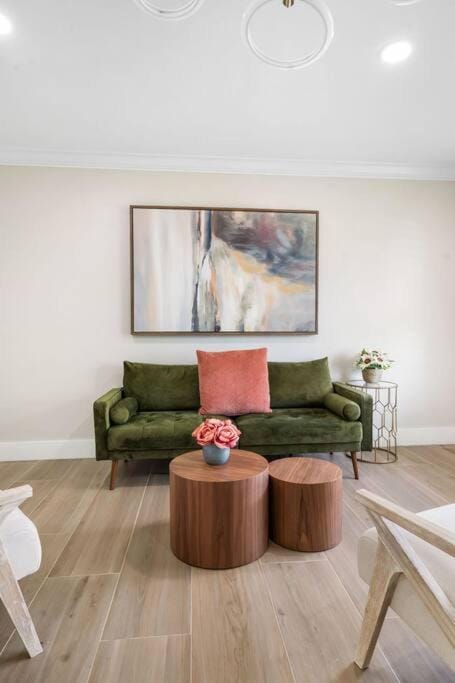 Sunshine Breeze Retreat #913 House in North Palm Beach