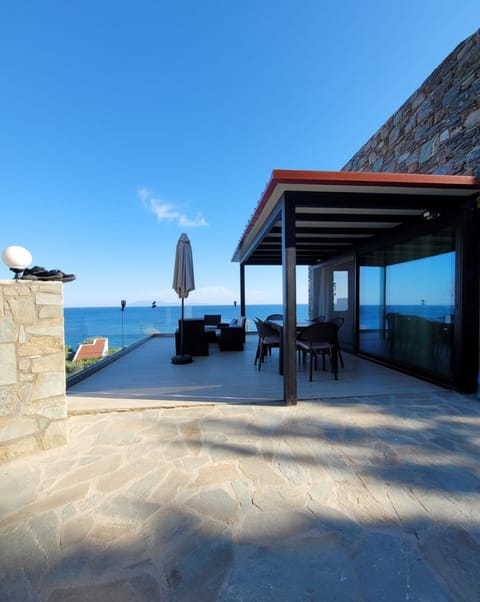 La Mer Villa - Entire Cottage Villa in İzmir Province