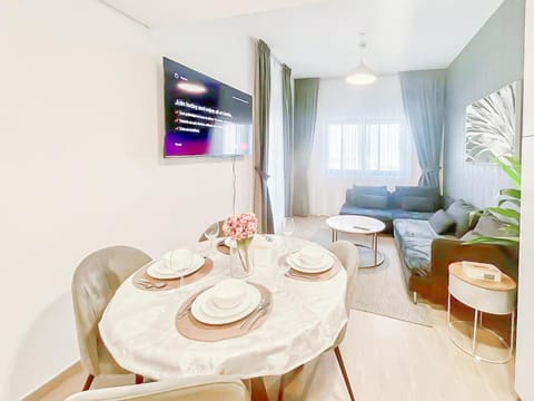 Luxury 2 Bedroom in the Nook 1 next to Metro Energy Apartment in Dubai