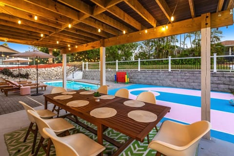 Casa Marco - Heated Pool, Game Room, Mini Golf Villa in Marco Island