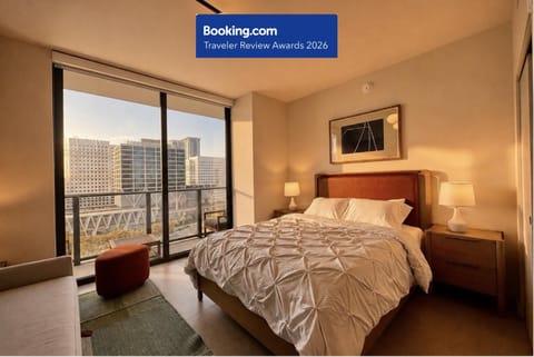 Bed, TV and multimedia, Photo of the whole room