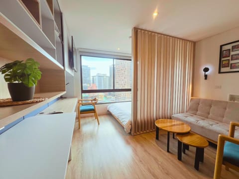 Living room, Seating area