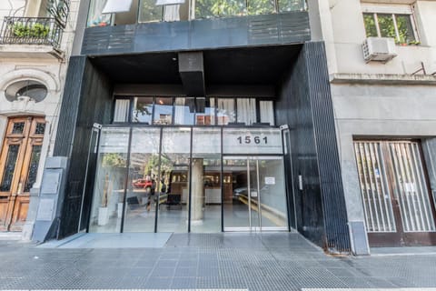 Property building, Facade/entrance
