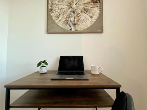 Contractor 4 bed, sleeps 7 long stay discount House in South Kesteven District