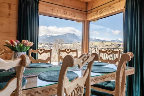 Day, Natural landscape, Balcony/Terrace, Living room, Dining area, Mountain view