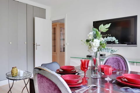Charming apartment - 2BR-6P - Paris Expo Apartment in Issy-les-Moulineaux