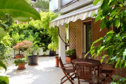 Spring, Summer, Balcony/Terrace, Balcony/Terrace, Decorative detail, Seasons