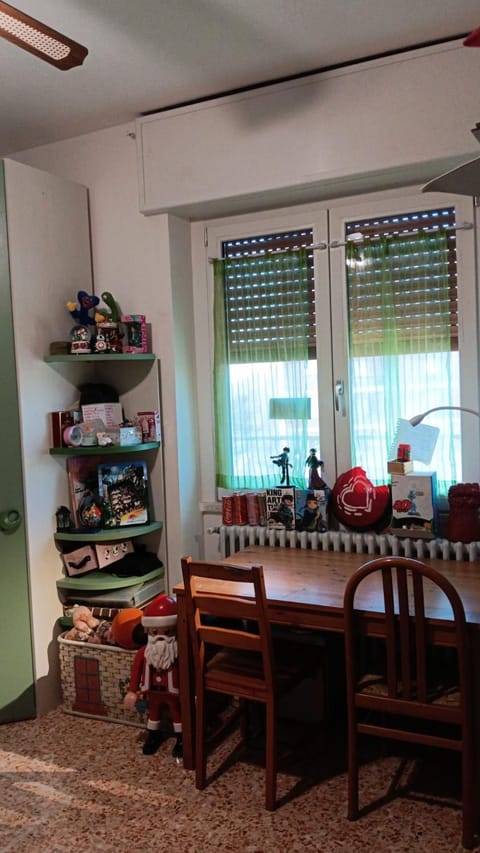 Camera Pero con bagno in comune Apartment in Rho