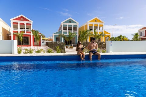 Swimming pool, Swimming pool