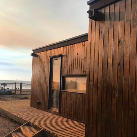 Property building, Balcony/Terrace, Sea view