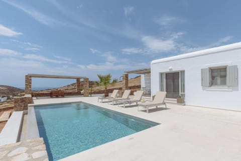 Property building, Balcony/Terrace