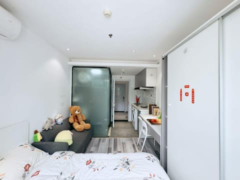 Beijing Oriental Tulip Building Apartment in Beijing