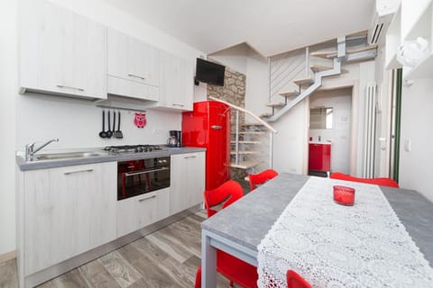 Kitchen or kitchenette, Living room, Dining area