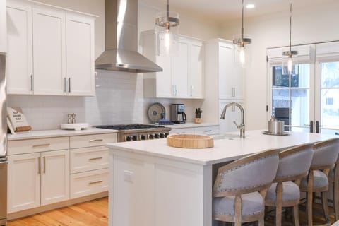 Deluxe 3 Bedroom Moreland Village Home 5533 House in Palmetto Bluff