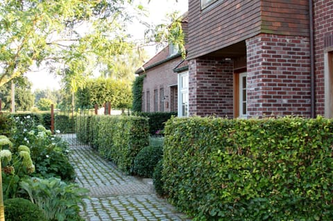 Facade/entrance, Garden, View (from property/room)