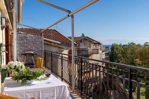Balcony/Terrace, Dining area