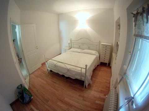 charmante apartament lake front Apartment in Malcesine