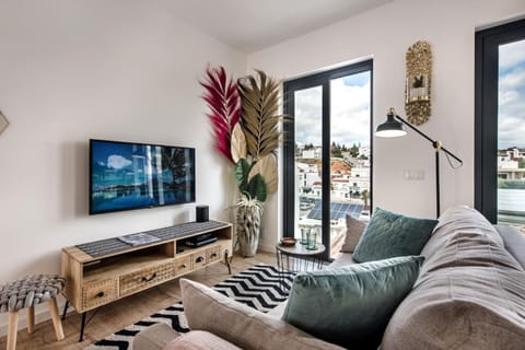 Communal lounge/ TV room, Living room