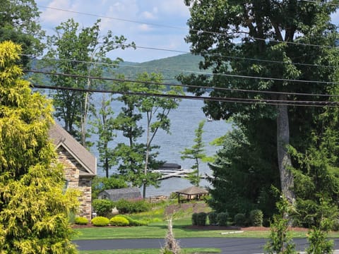 Terps Hideaway House in Deep Creek Lake