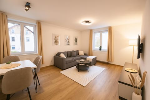Allgäu Suites - Innenstadt, Schlafzimmer, Küche, Parkplatz möglich, Dachterrasse Apartment in Kempten