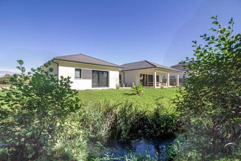 Property building, Garden