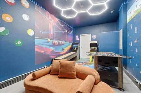 Game Room, Living room, Seating area