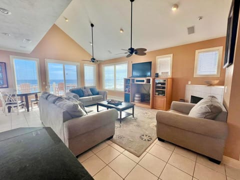 Cool Change- Sunset Beach- Beachfront- Pet-Friendly House in Saint George Island
