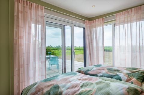 Bedroom, Garden view