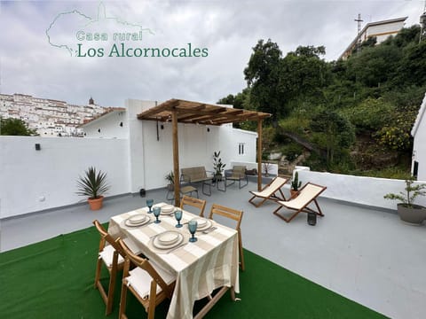 Balcony/Terrace, Dining area, City view, Garden view, sunbed