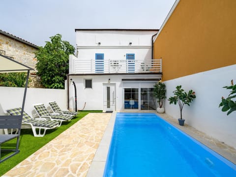 Property building, Other, Swimming pool