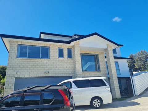 Dream House 3 Vacation rental in Auckland