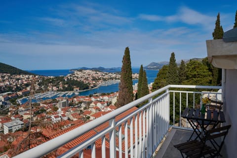 View (from property/room), City view, Sea view