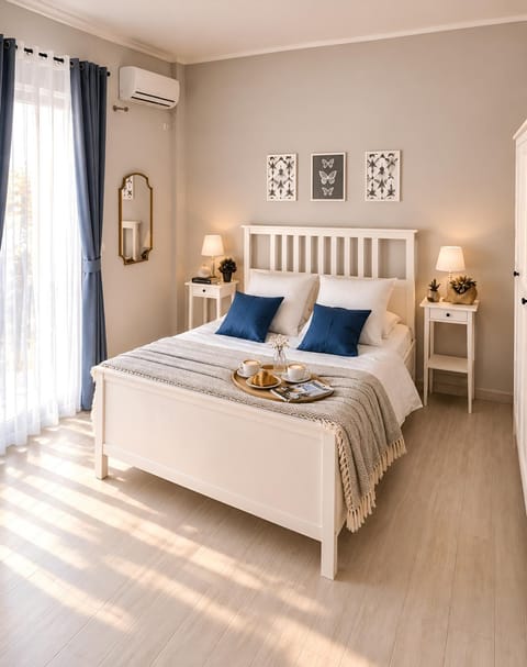 Bed, Balcony/Terrace, Bedroom, air conditioner