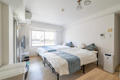 Bed, TV and multimedia, Bedroom, internet, air conditioner